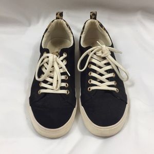 Black and cheetah print shoes